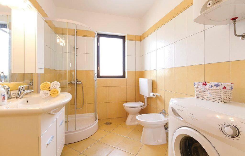 Apartment Suzy With Private Parking Fažana Exterior foto